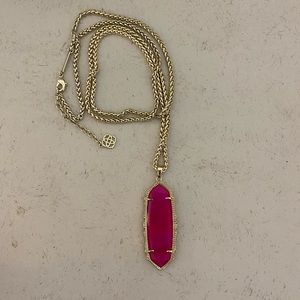 Kendra Scott Pendant Necklace - Fuschia/Gold